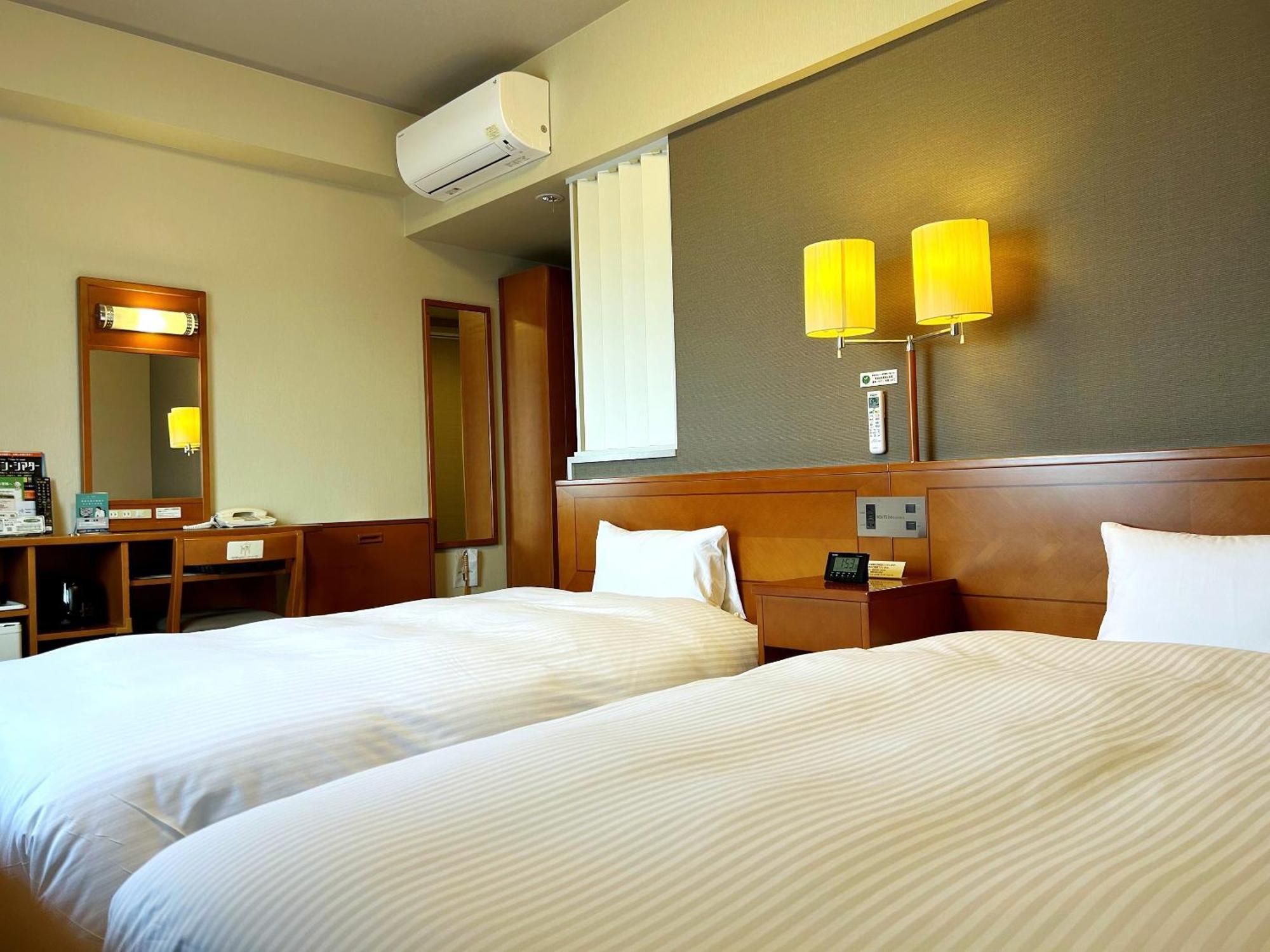 Hotel Route-Inn Chiryu -Kokudou 1 Gou- מראה חיצוני תמונה